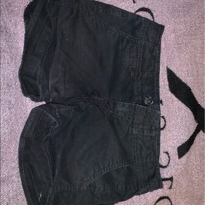Cute black shorts!